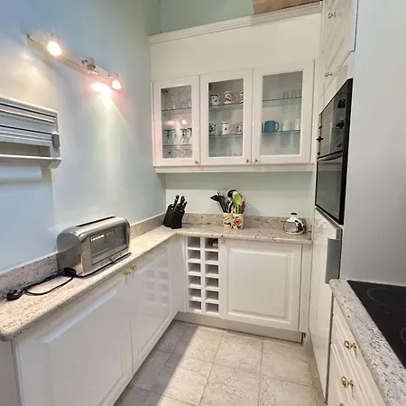 2 Pièces, 4 Couchages, - à 400m Des Remontées Mécaniques, Balcon Et Parking Inclus - Fr-1-597-169 Appartement