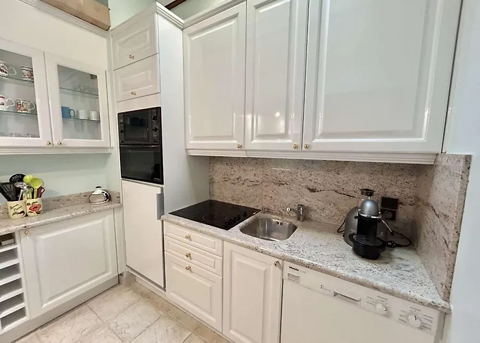 2 Pieces, 4 Couchages, - A 400m Des Remontees Mecaniques, Balcon Et Parking Inclus - Fr-1-597-169 Lejlighed